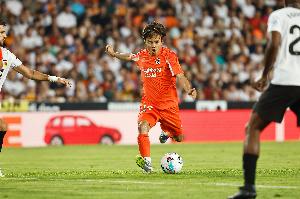 阿斯：热刺和马竞均有意久保建英，若李刚仁离队巴黎也感兴趣